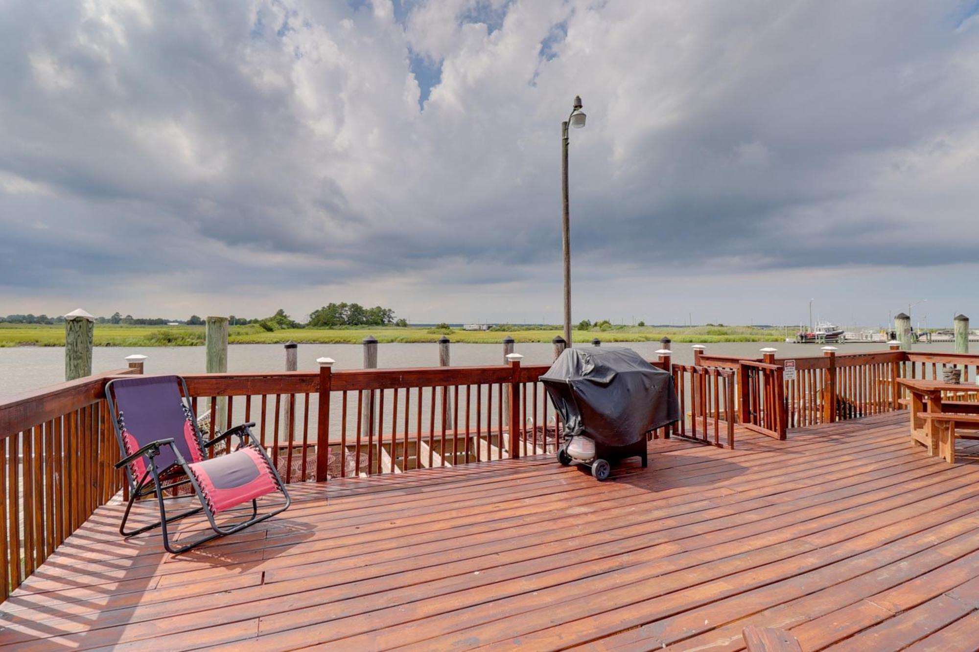 Oceanfront Milford Home With View And Boat Access Zewnętrze zdjęcie